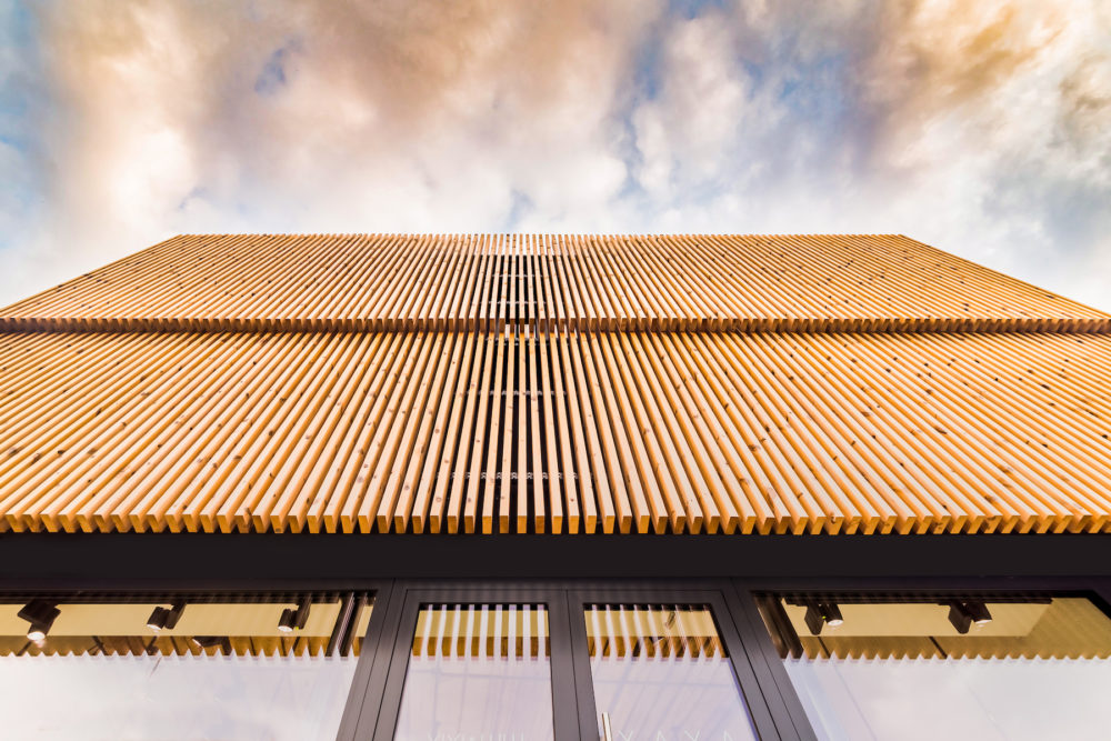 VIVI&LULU - predajne s dámskou módou - Fasáda predajne - Thermowood