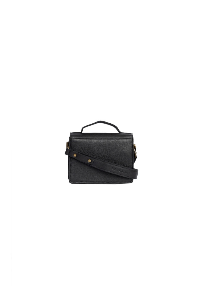 REDESIGNED - Kabelka Alba small 12x18x7 cm - black REDESIGNED - Kabelka Alba small 12x18x7 cm - black