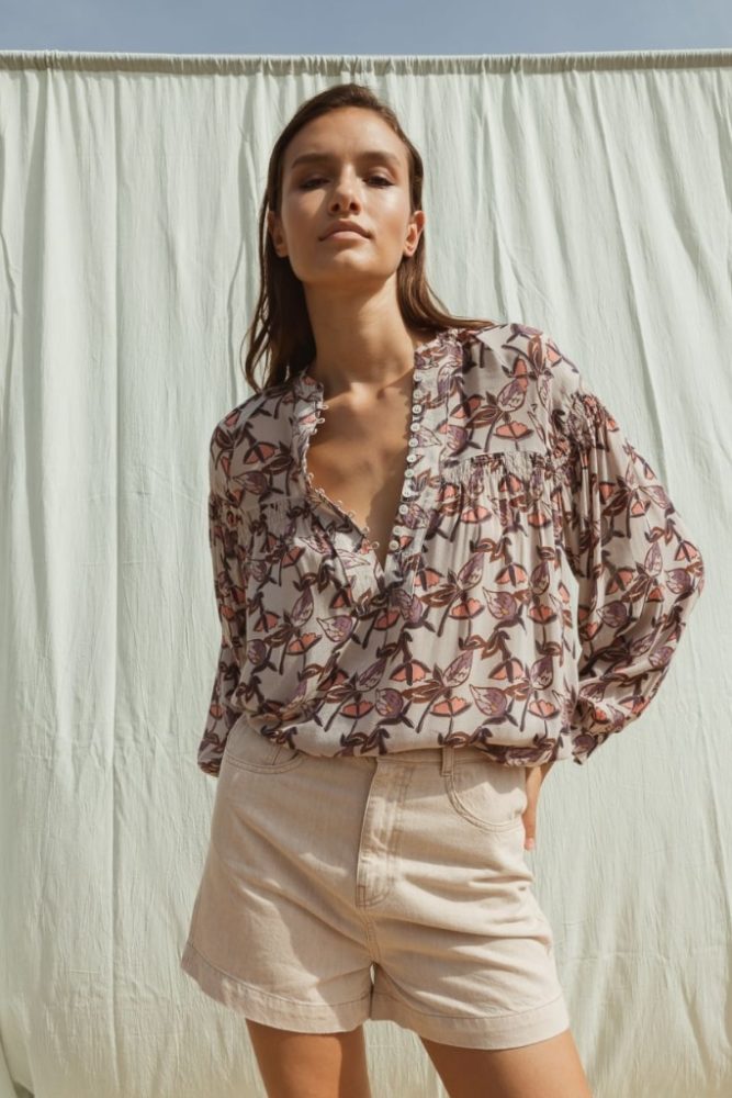 indi cold - Blúzka voľná s potlačou Piedra - piedra