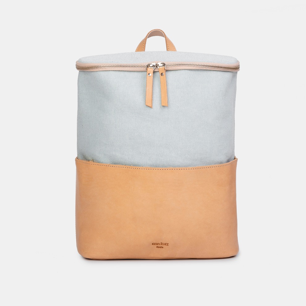 Ann Kurz - Batoh Haruki 32x30x14cm - aquamar/vegt leather recycled Ann Kurz - Batoh Haruki 32x30x14cm - aquamar/vegt leather recycled