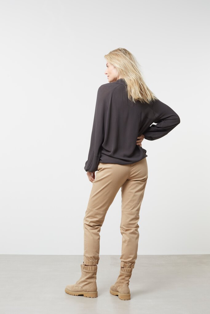 YAYA - Top s límcom a V-výstrihom Bristol black - bristol black YAYA - Top s límcom a V-výstrihom Bristol black - bristol black