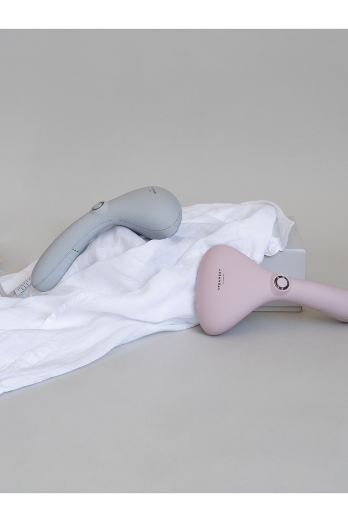 STEAMERY - Príručná naparovačka Cirrus No.2 - grey STEAMERY - Príručná naparovačka Cirrus No.2 - grey