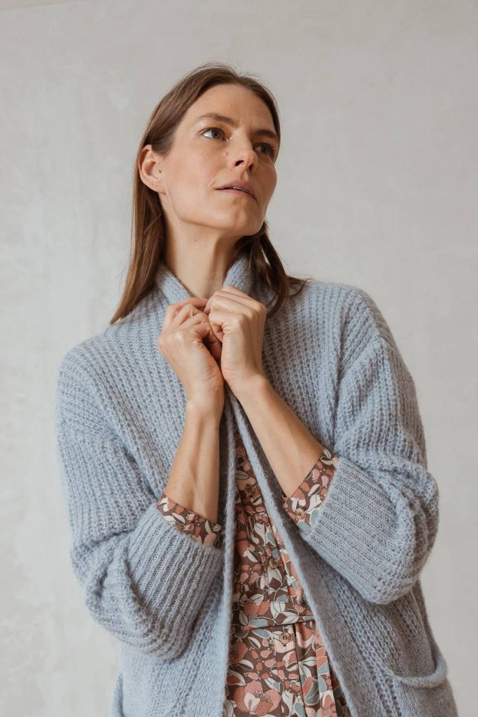 indi cold - Pletený kardigán s vreckami bez zapinania Jazmin - jazmin indi cold - Pletený kardigán s vreckami bez zapinania Jazmin - jazmin