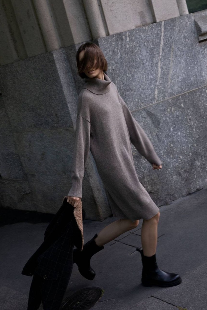 indi cold - Šaty pletené s rolákom vlna a kašmír Vision - vison indi cold - Šaty pletené s rolákom vlna a kašmír Vision - vison